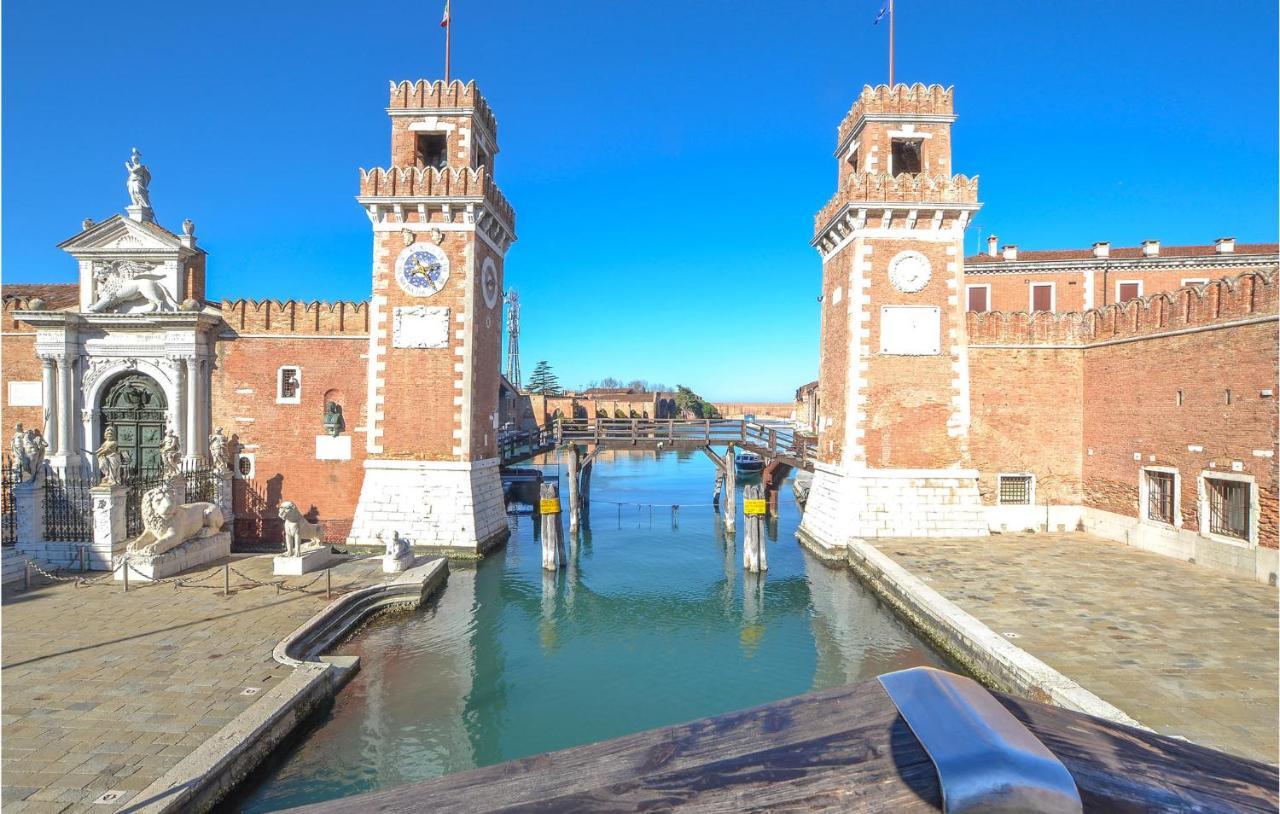 Stunning Apartment In Venezia With Kitchenette Exterior foto