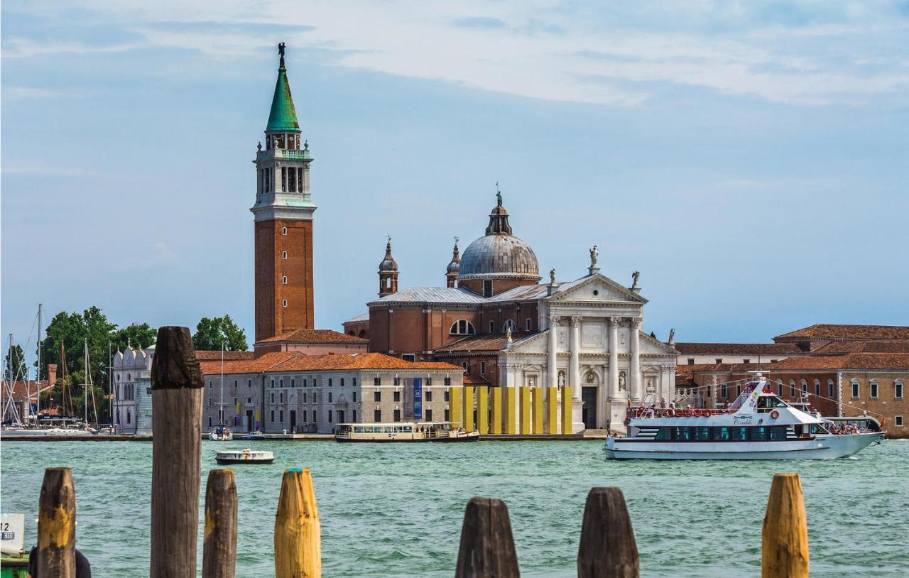 Stunning Apartment In Venezia With Kitchenette Exterior foto